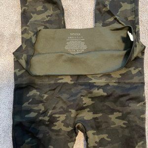 Spanx green camo leggings - never worn